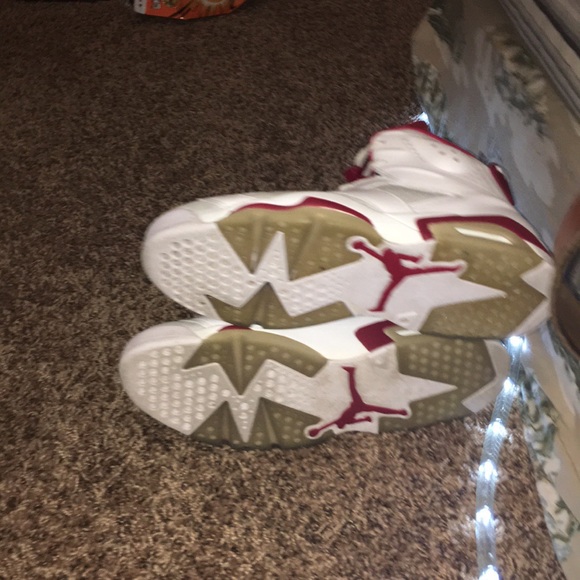 Retros Jordan’s - Picture 3 of 5